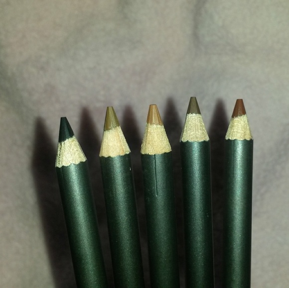 BUNDLE Italia Deluxe ultra fine  pencil eyeliner👀 - Picture 6 of 7